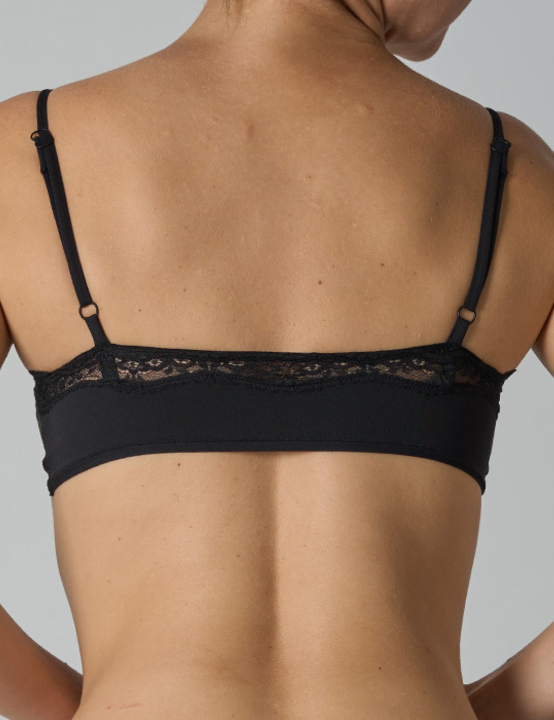 The Smooth Lace Bralette - HeyShape
